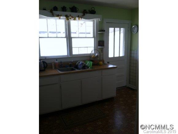 80 Pelzer Street Asheville NC 28804