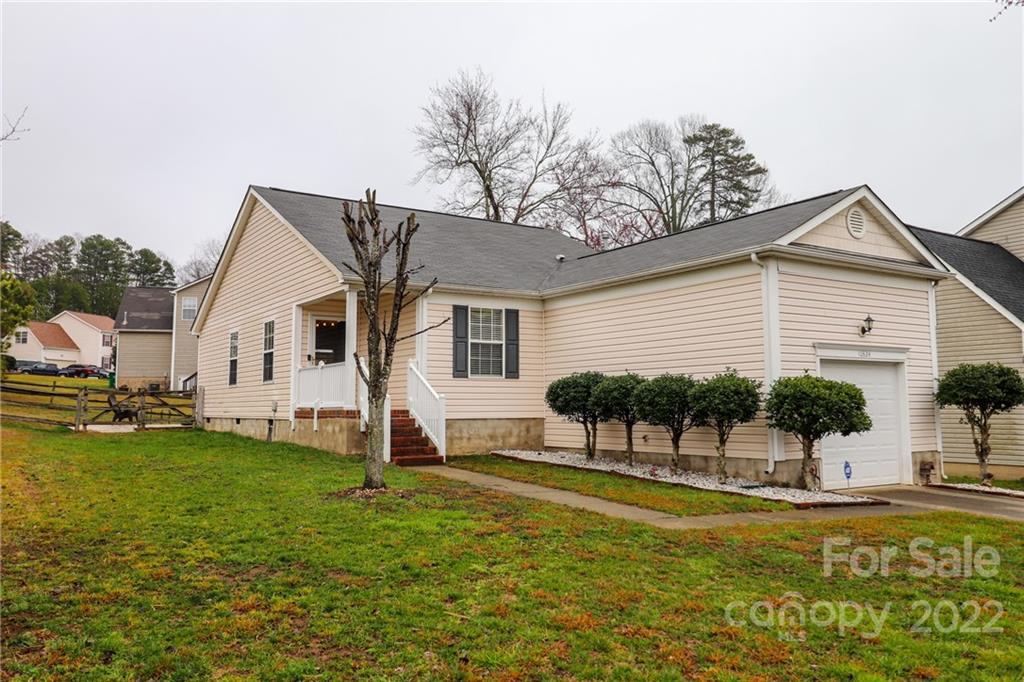 10824 Azure Valley Place Charlotte NC 28269