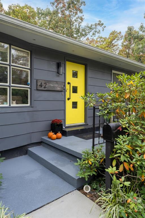 42 Rosewood Avenue Asheville NC 28801