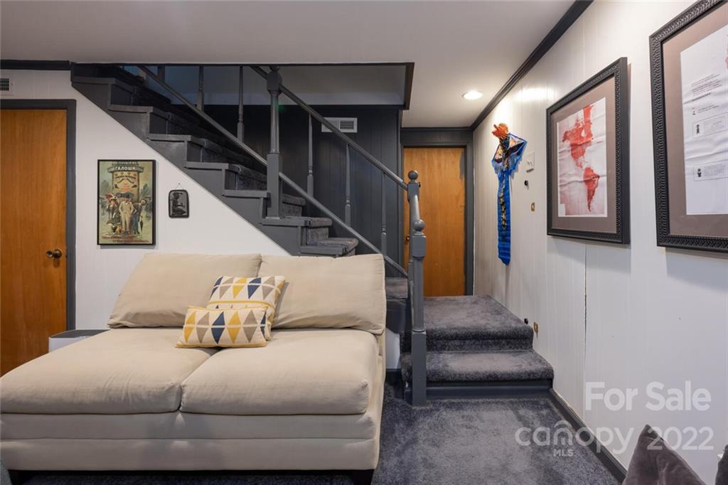 42 Rosewood Avenue Asheville NC 28801