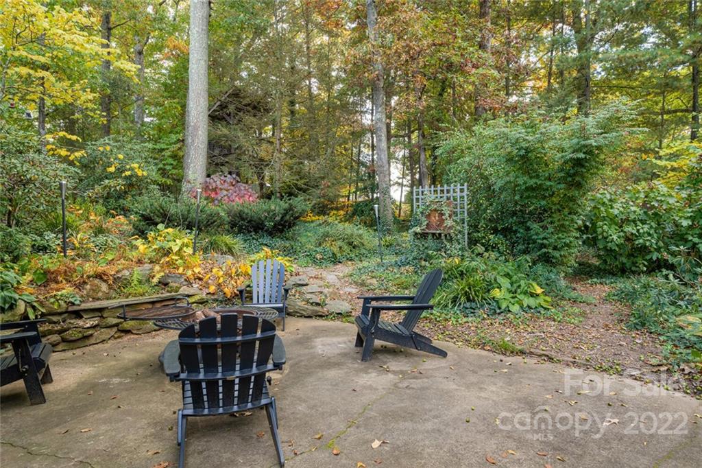 42 Rosewood Avenue Asheville NC 28801