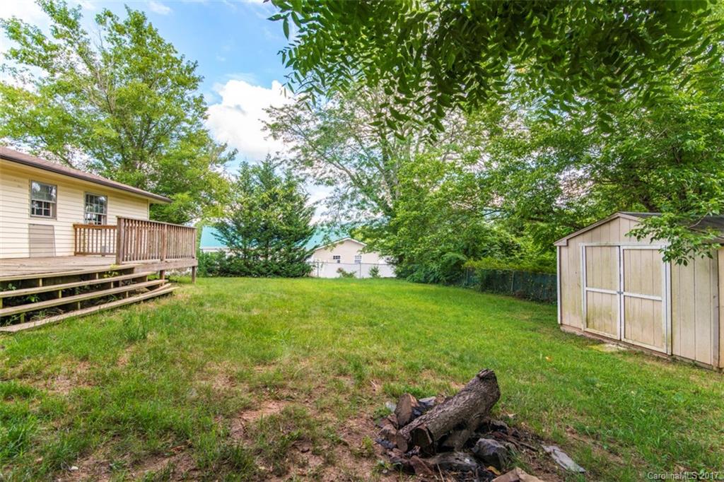 971 W Chapel Road Asheville NC 28803