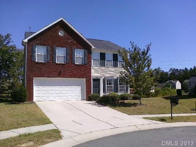 8726 Buttonwood Court Charlotte NC 28215