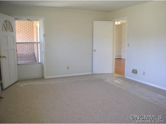 21 Nicholson Lane Etowah NC 28729