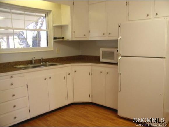 21 Nicholson Lane Etowah NC 28729