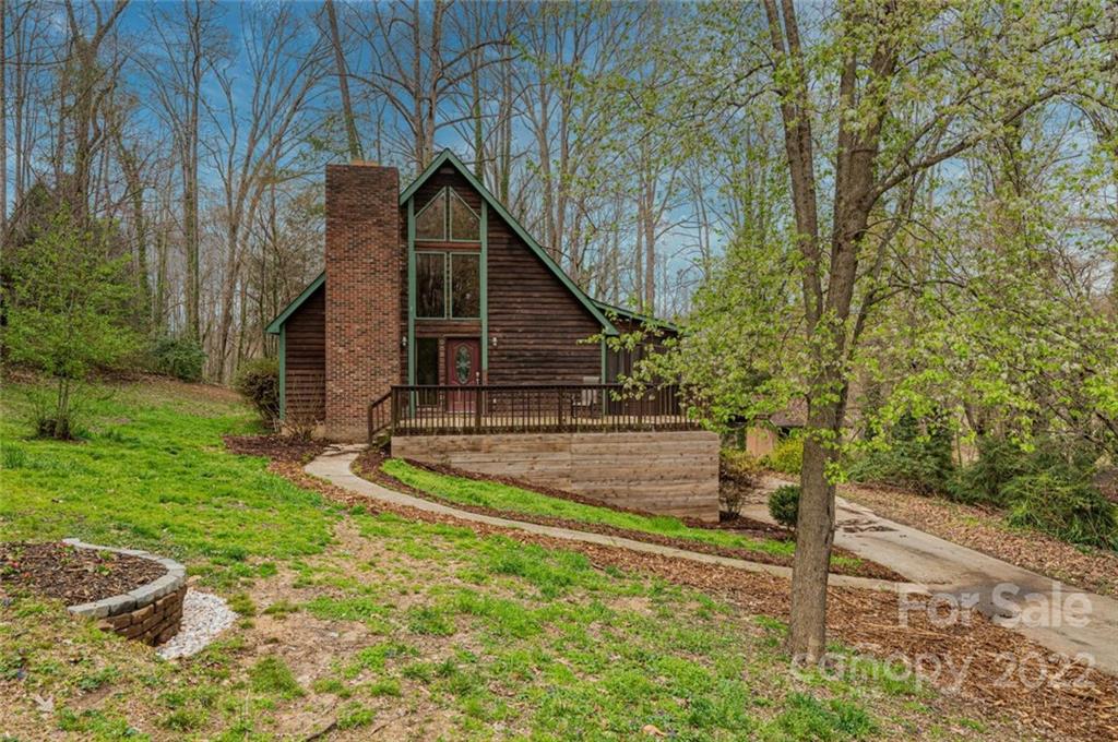 930 Meadowood Drive NE Lenoir NC 28645