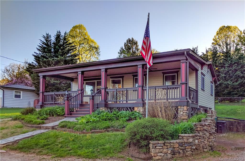 21 Vista Knoll Road Candler NC 28715