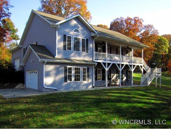 106 Curly Oaks Drive Clyde NC 28721