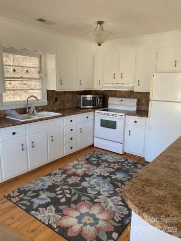 189 Youngs Mountain Drive Lake Lure NC 28746