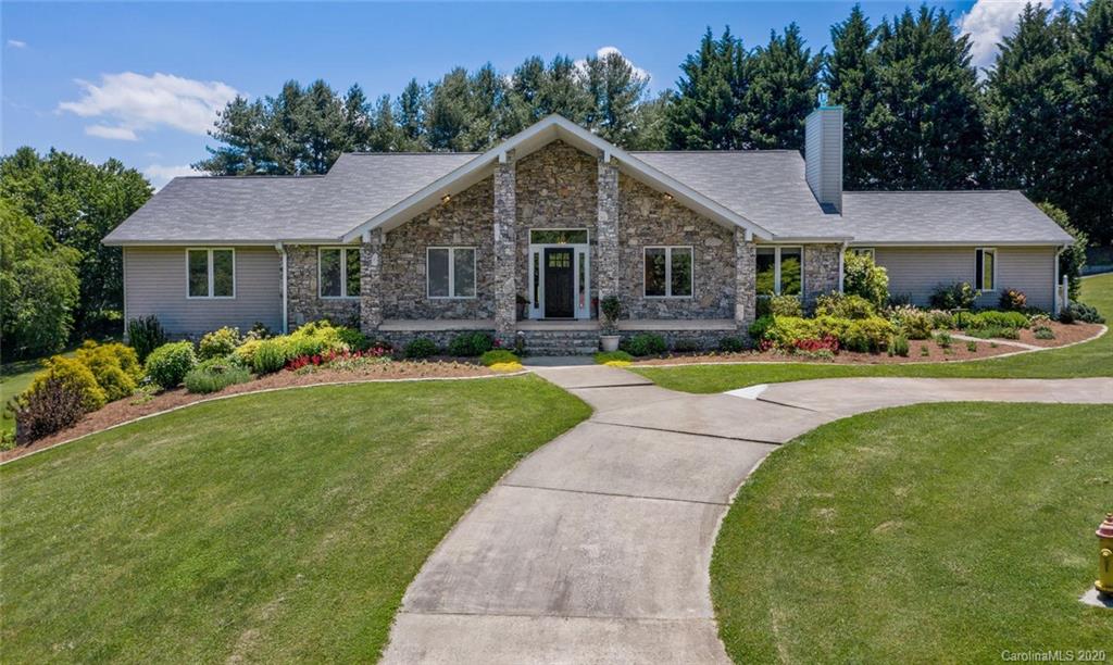9 Nottingham Drive Candler NC 28715