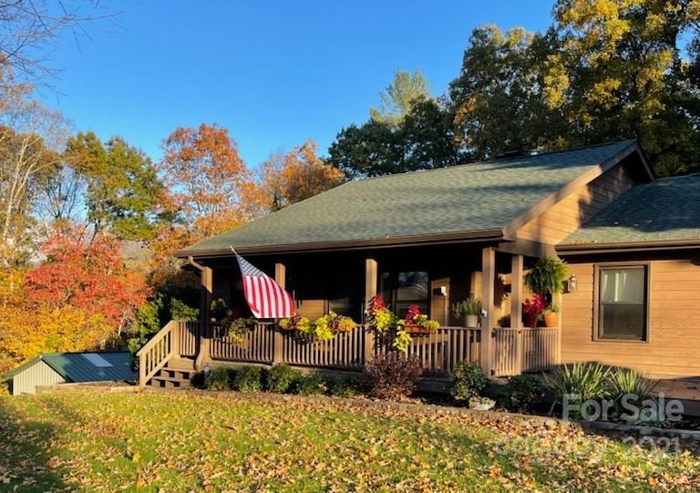 6 Lynnette Drive Fairview NC 28730