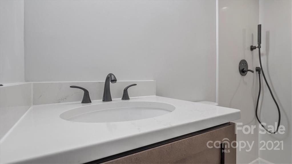 7447 Ponders End Lane Charlotte NC 28213