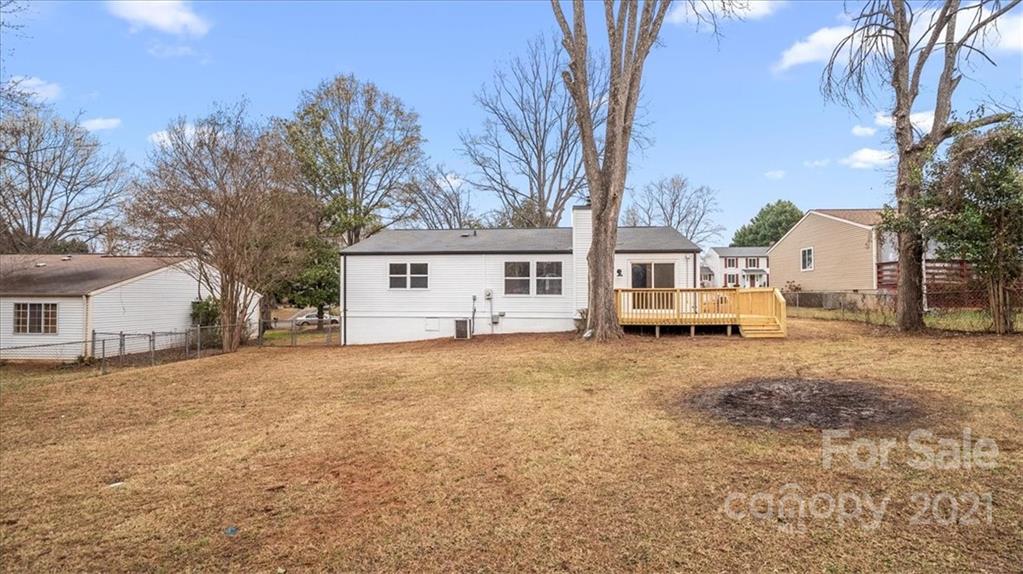 7447 Ponders End Lane Charlotte NC 28213