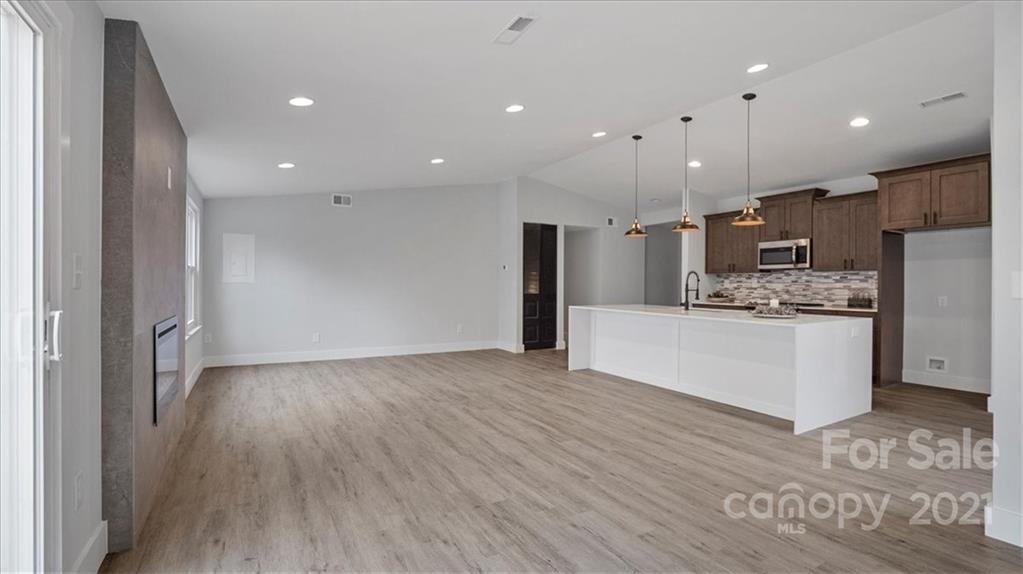 7447 Ponders End Lane Charlotte NC 28213