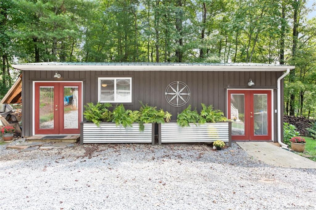 27 Woodland Drive Fairview NC 28730