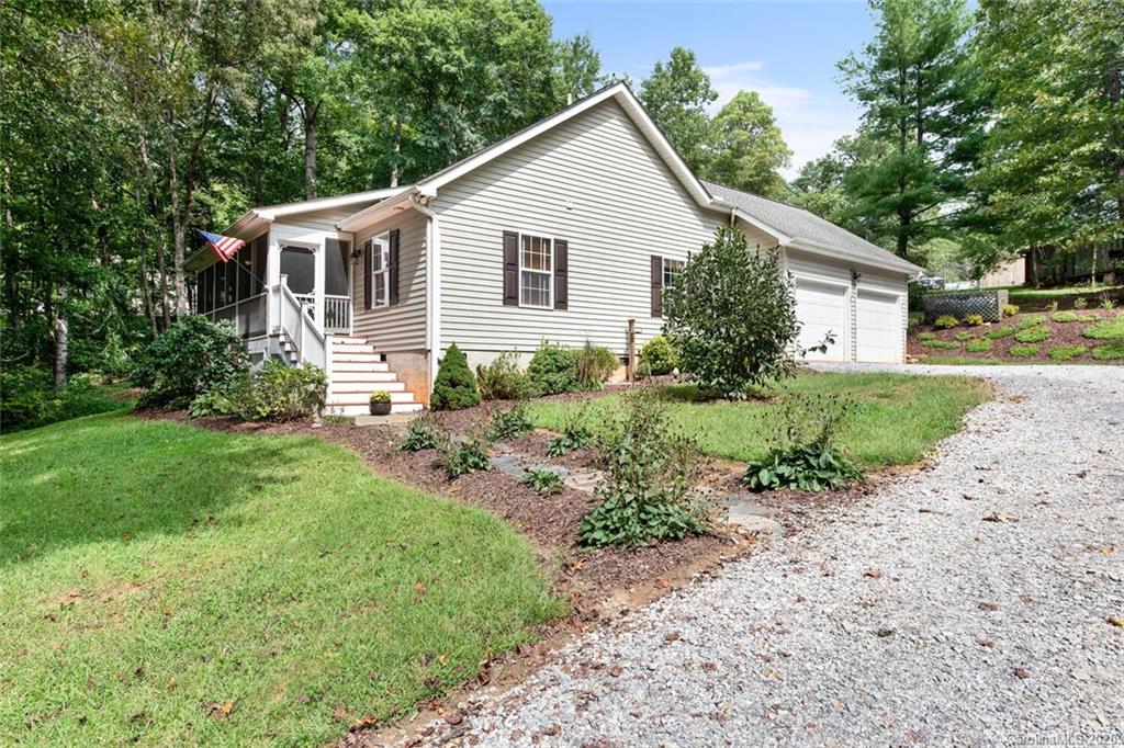 27 Woodland Drive Fairview NC 28730