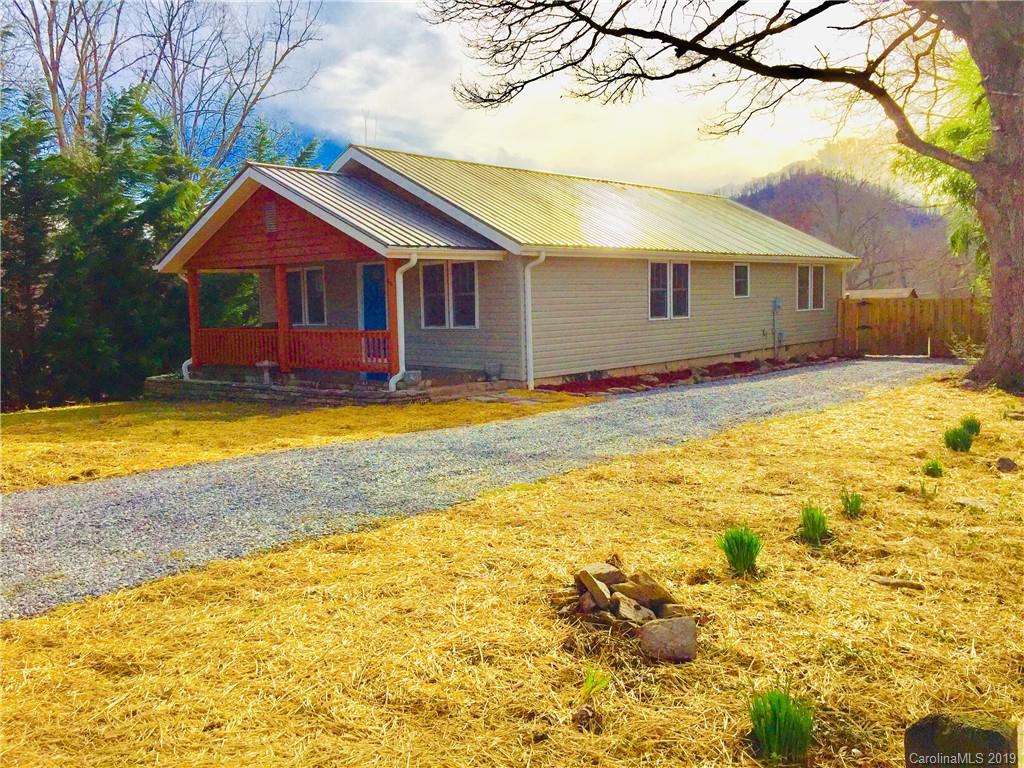 32 Youngs Cove Road Candler NC 28715