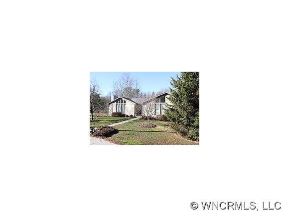 118 Woodland Hills Road Asheville NC 28804