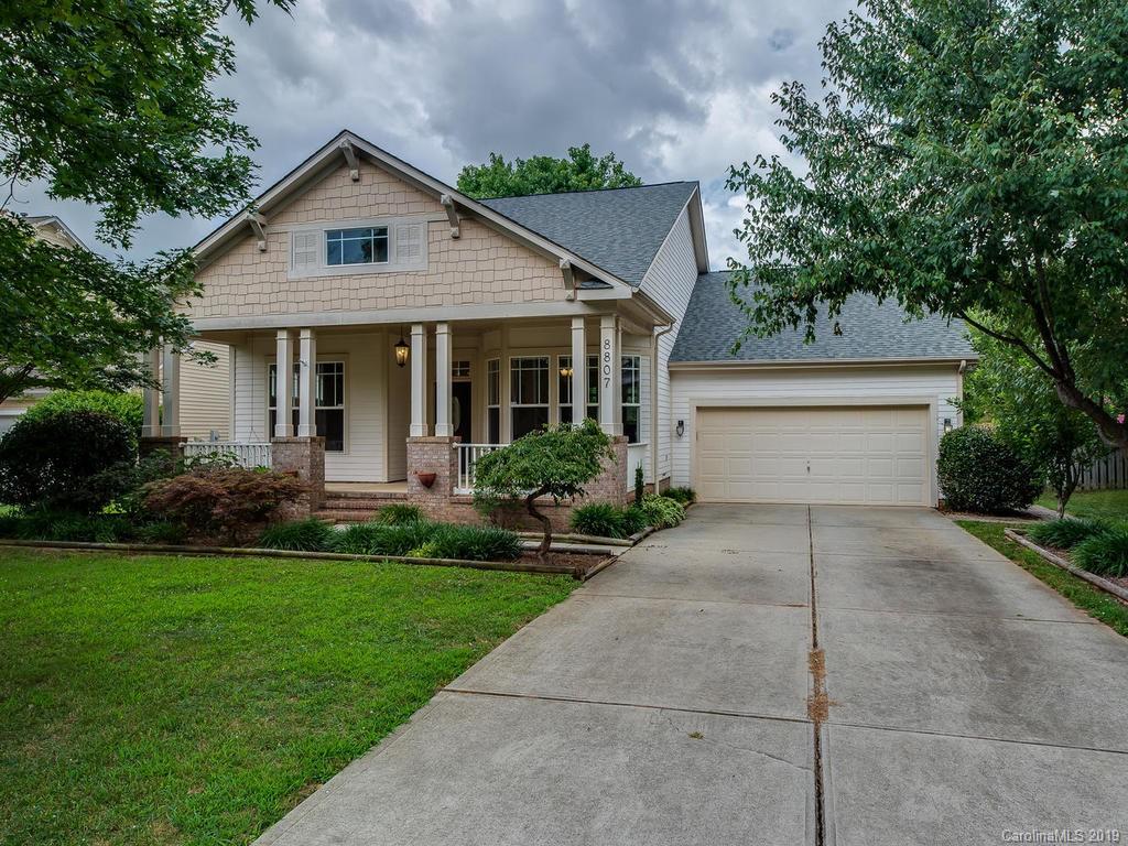 8807 Blakeney Drive Charlotte NC 28277
