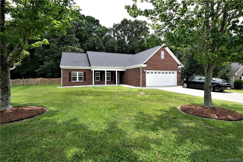 2712 Thornburg Court Monroe NC 28110