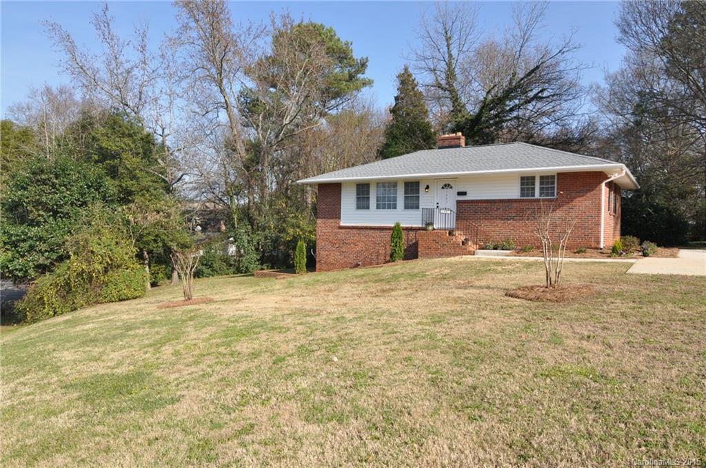 1401 Claridge Lane Charlotte NC 28209