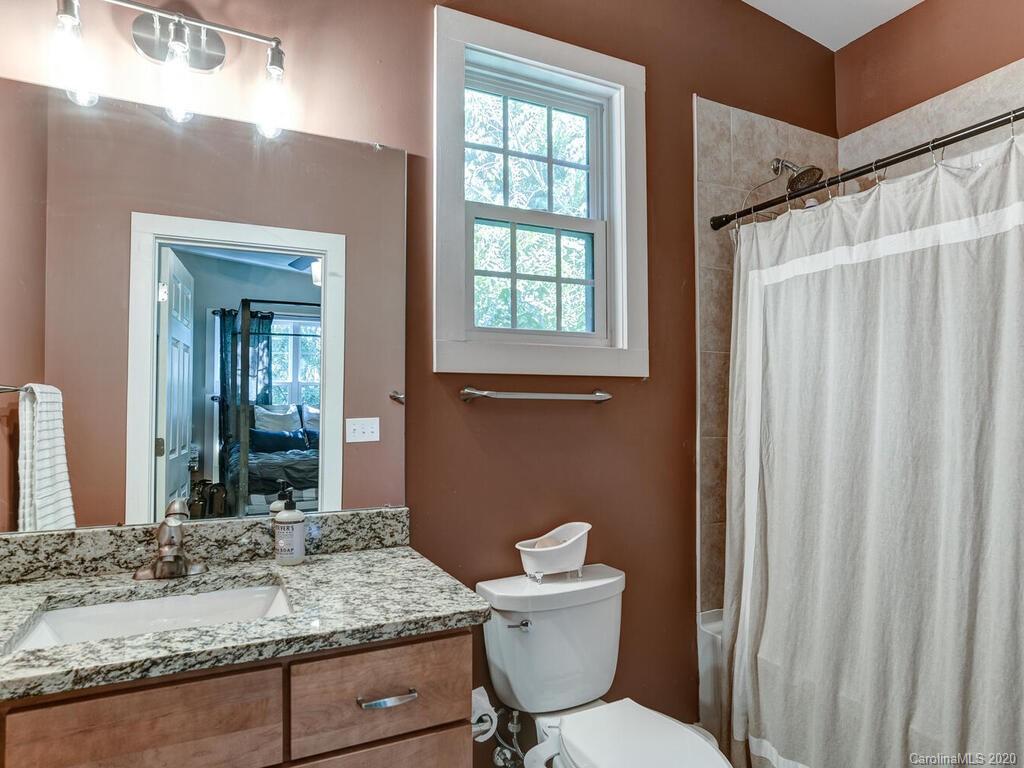 5 Asbury Place Candler NC 28715