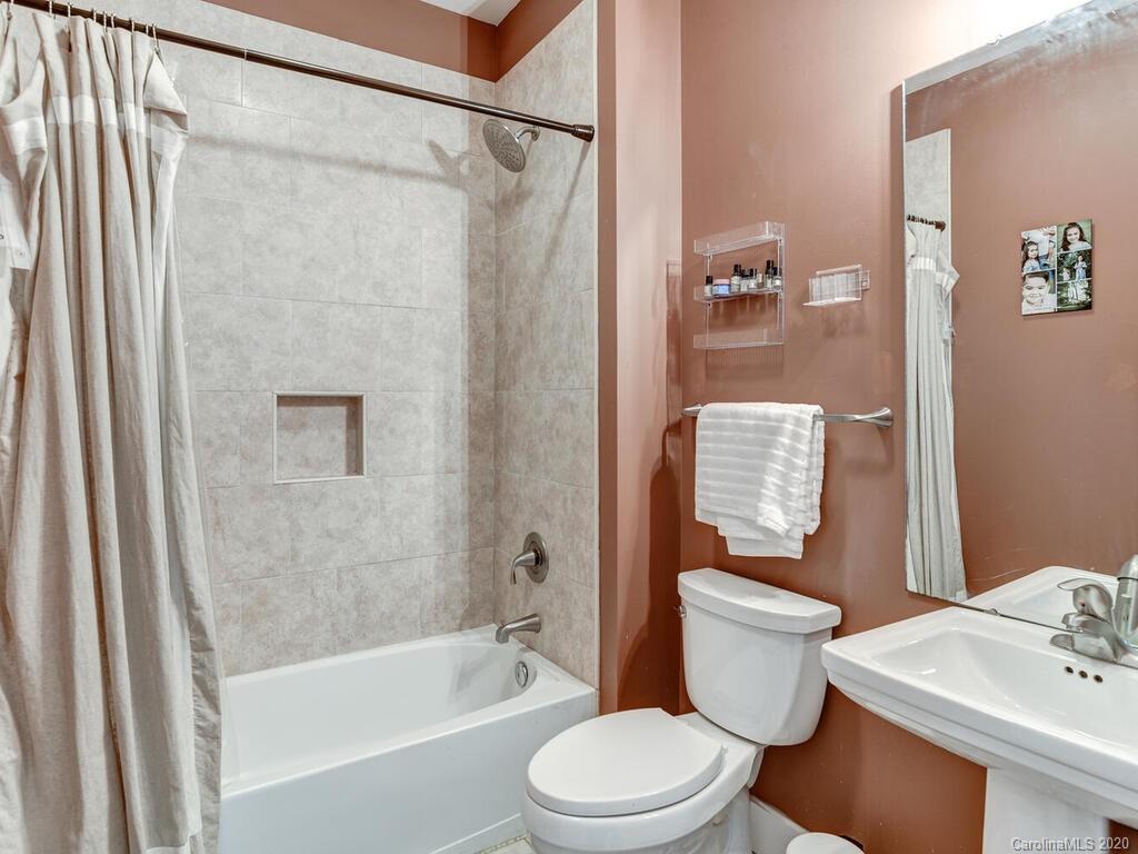 5 Asbury Place Candler NC 28715