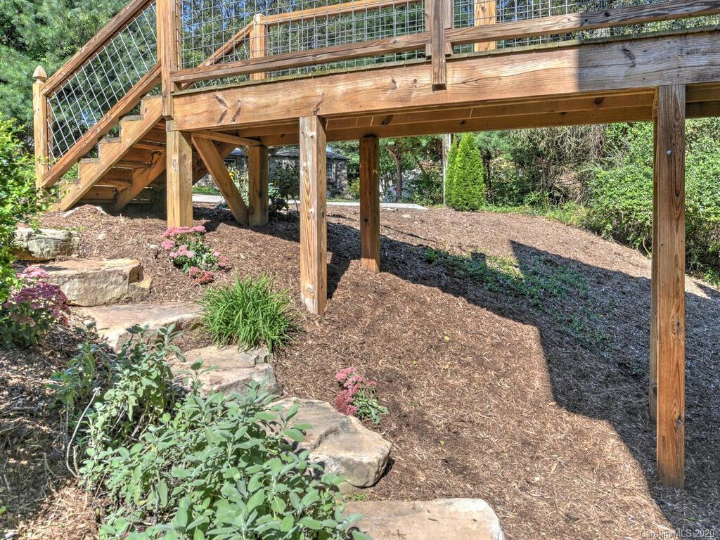 5 Asbury Place Candler NC 28715