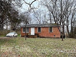 1107 Rita Avenue Statesville NC 28677