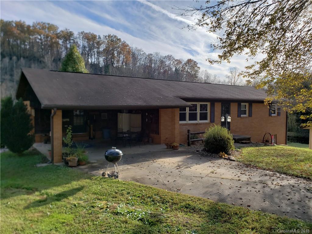 196 Vernon Bradley Road Old Fort NC 28762