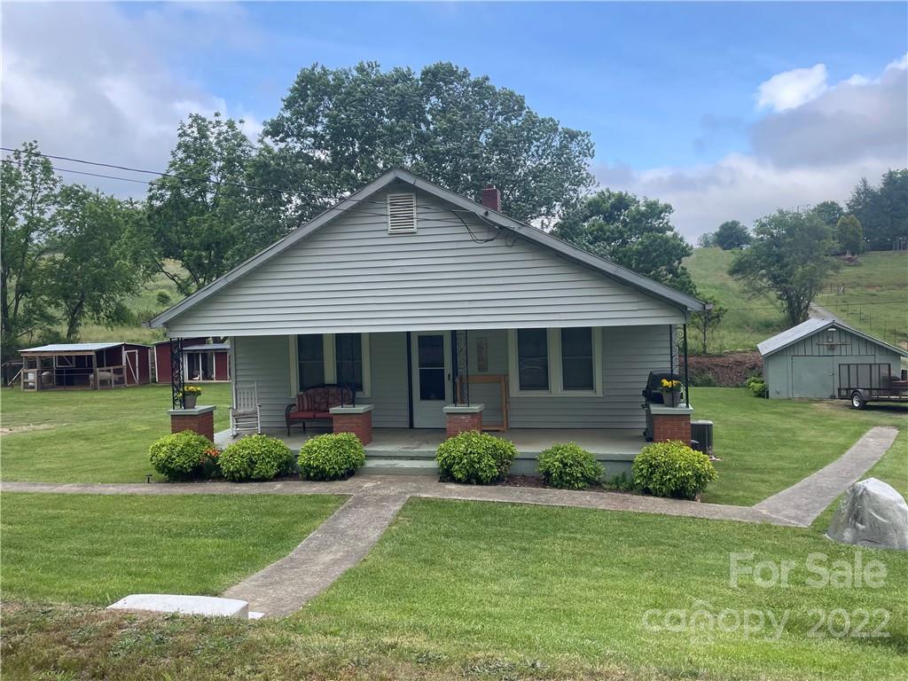 65 Brooks Branch Road Leicester NC 28748
