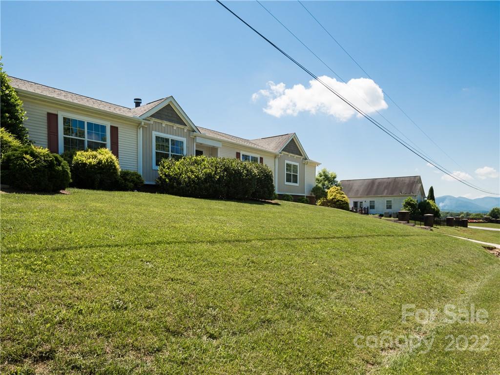 224 Pete Luther Road Candler NC 28715