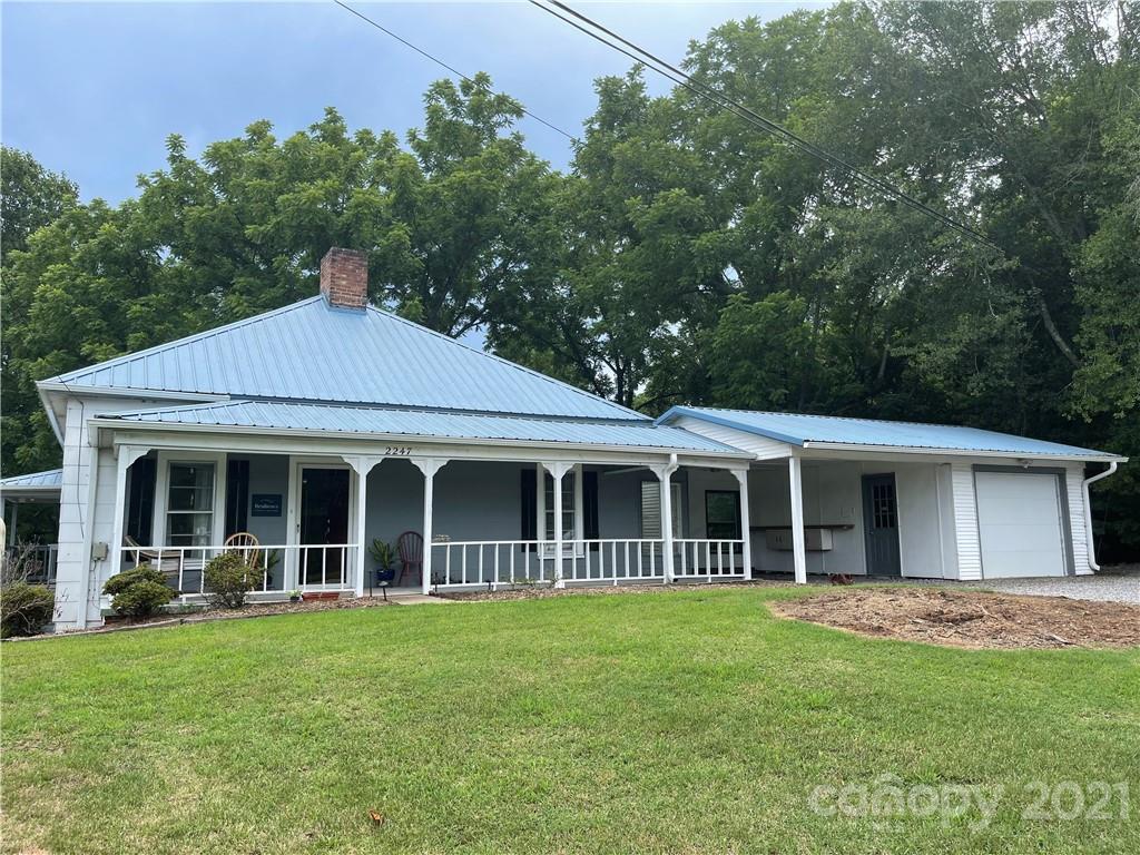 2247 S Center Street Hickory NC 28602