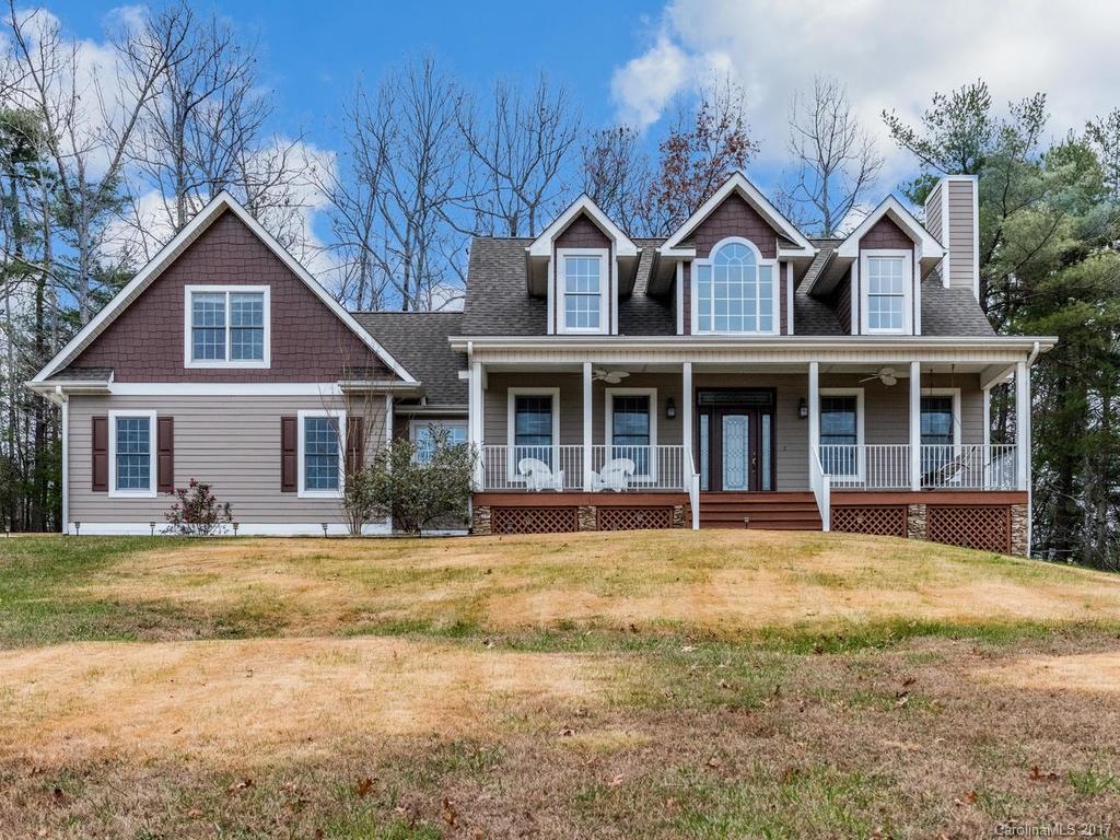 38 Whites Lake Boulevard Saluda NC 28773