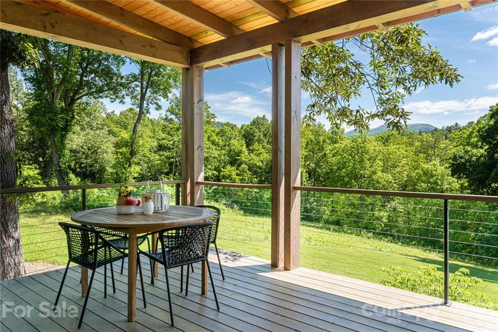 25 Wandering Oaks Way Asheville NC 28805