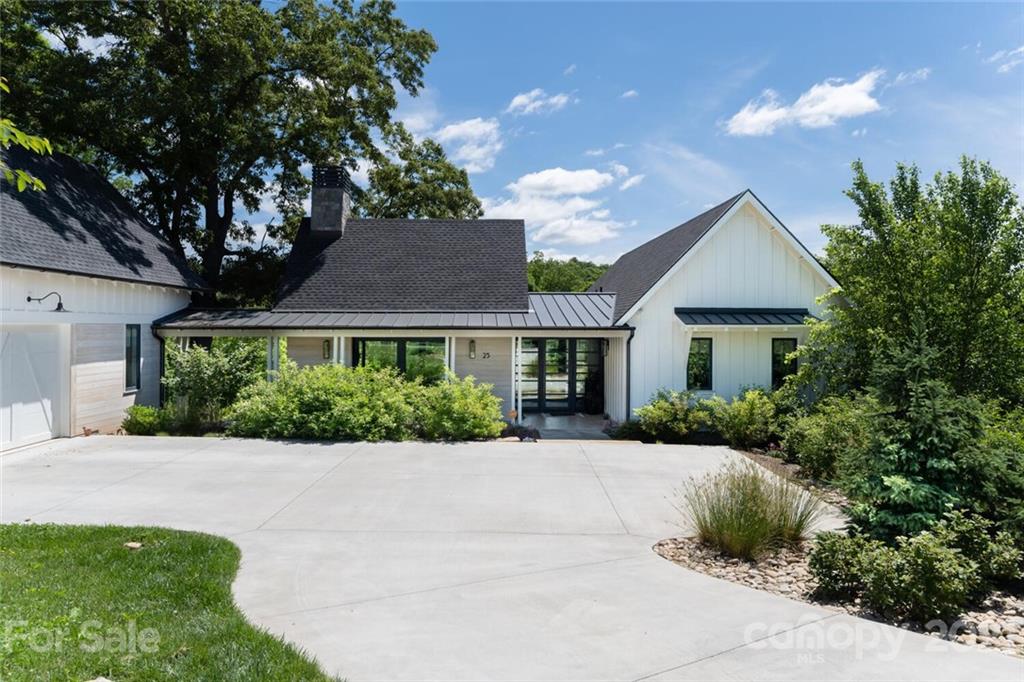 25 Wandering Oaks Way Asheville NC 28805