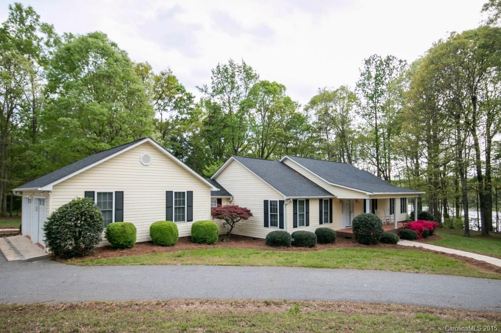 104 Morgan Bluff Road Mooresville NC 28117