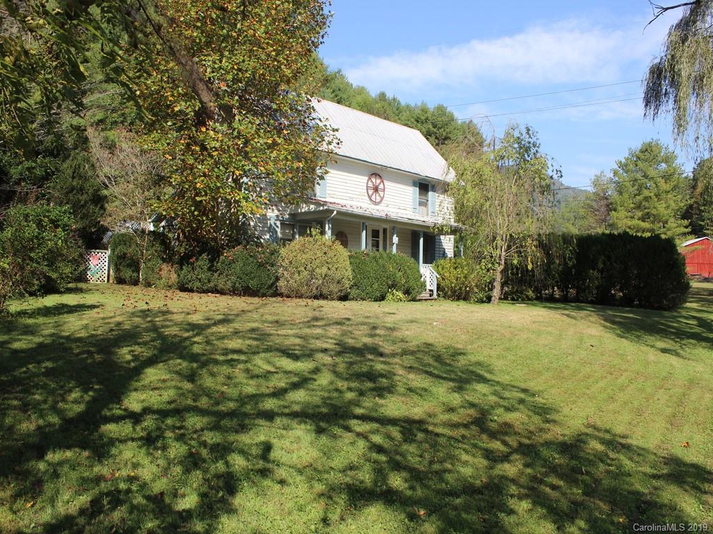 34 Mccurrey Road Burnsville NC 28714