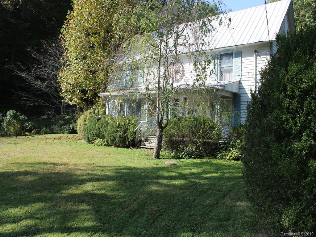 34 Mccurrey Road Burnsville NC 28714