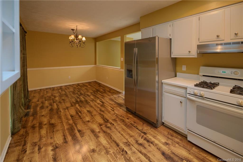 28 Ferncliff Drive Asheville NC 28805