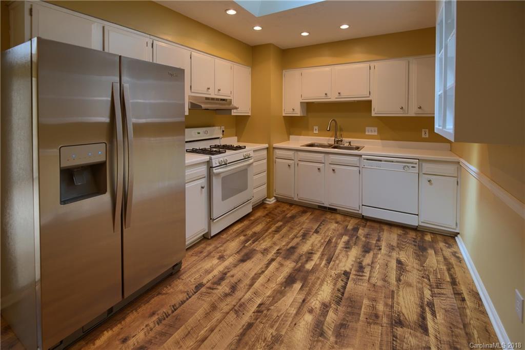 28 Ferncliff Drive Asheville NC 28805