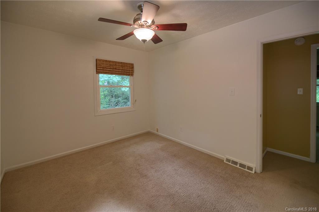28 Ferncliff Drive Asheville NC 28805
