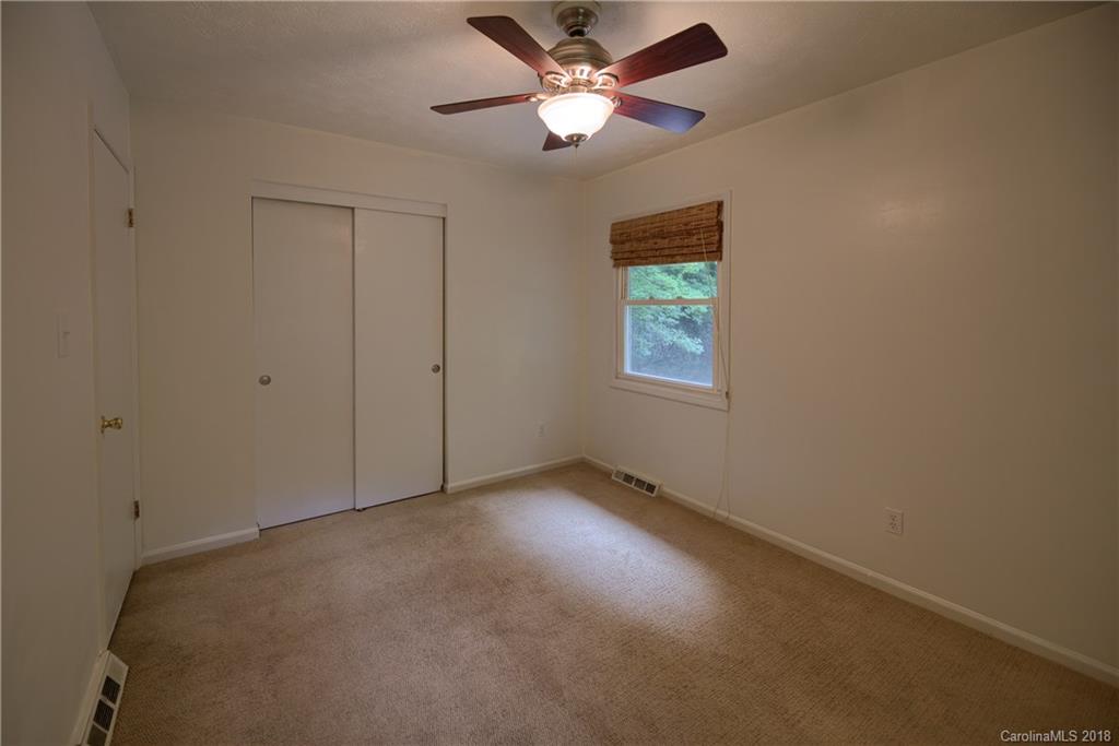 28 Ferncliff Drive Asheville NC 28805