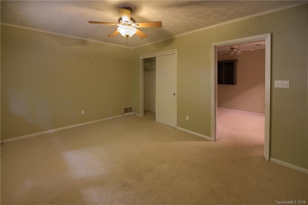 28 Ferncliff Drive Asheville NC 28805