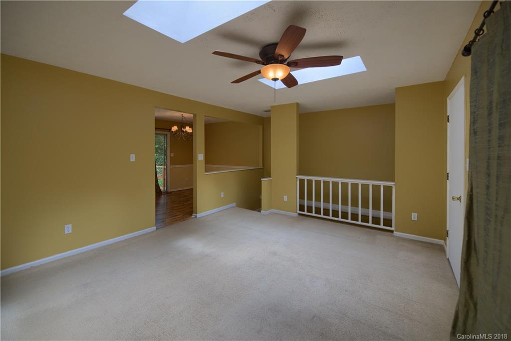 28 Ferncliff Drive Asheville NC 28805