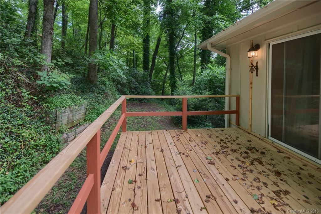 28 Ferncliff Drive Asheville NC 28805