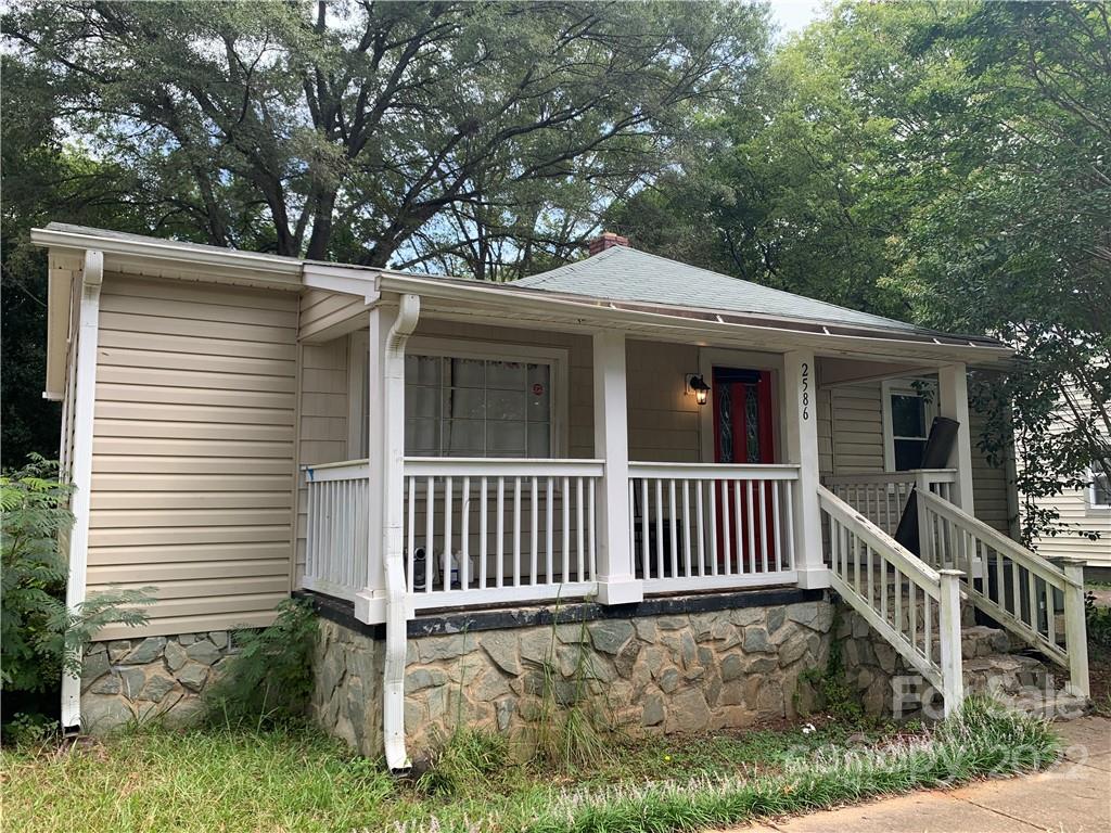 2586 Hemphill Street Charlotte NC 28208
