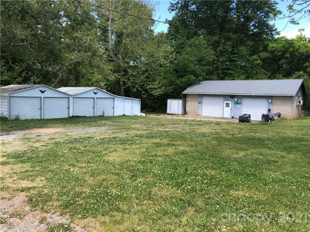 158 Maiden Lane Forest City NC 28043
