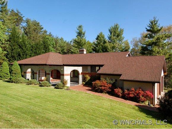 5 West Ridgeway Drive Weaverville NC 28787