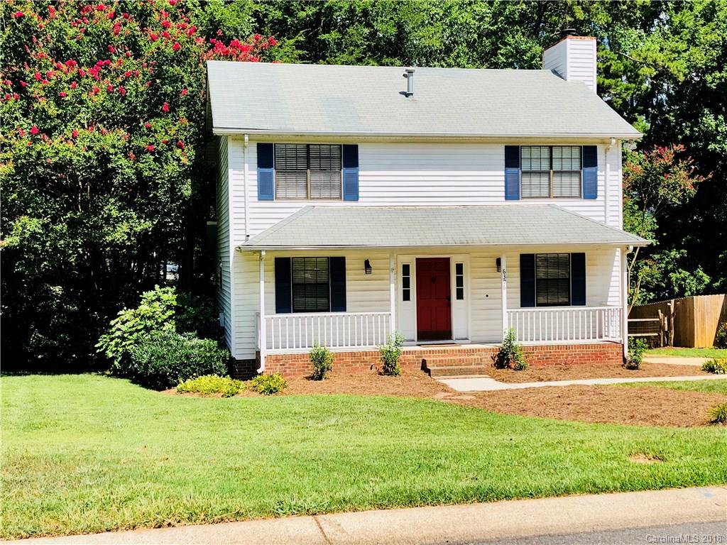 6306 Round Hill Road Charlotte NC 28211